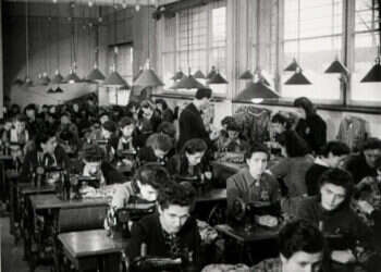 "יש אלפים כמו הוניה, לכולן מגיע שיזכרו אותן". תופרות יהדיות בגטו, פולין 1941. צילום: גטי אימג'ס