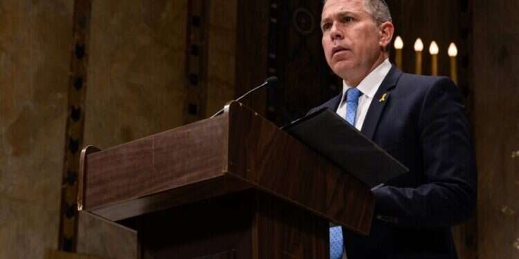 שגריר ישראל באו "לא לקח זמן רב עד שהעולם סובב את גבו. התמיכה הפכה לגינוי"