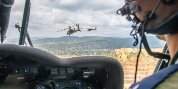 צפו: מטס חיל האוויר מעל הר הרצל