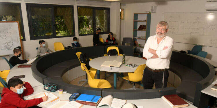 הרב שמואל לורנץ, ראש ישיבת בנ הרב שמואל לורנץ, ראש ישיבת בנ"ע נחלים. צילום: יוסי זליגר