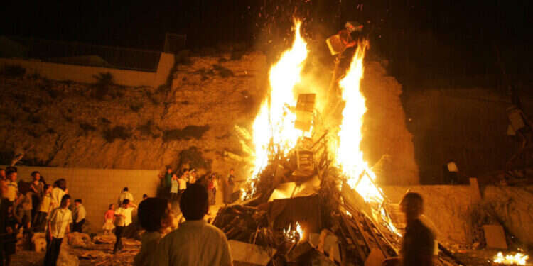 מדורת ל שידור ישיר מירושלים: הילולת הרשב"י בציון שמעון הצדיק | ל"ג בעומר תשפ"ד 2024