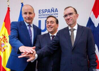 שרי החוץ של אירלנד, ספרד ונורווגיה (משמאל לימין). צילום: EPA