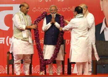 הודו: מודי רושם ניצחון גדול לצד מפלה משמעותית