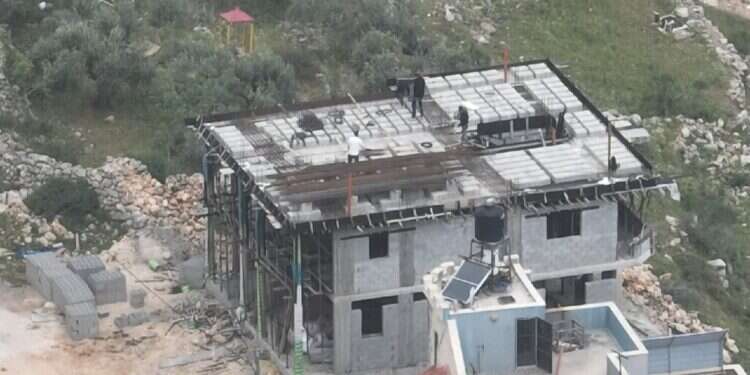 ההרס בחורבת פרדוסי. צילום: מועצה אזורית שומרון הרש"פ ממשיכה להחריב אתר מורשת יהודי – על אף ההתרעות וללא הפרעה