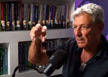 רם בן ברק. צילום מסך מתוך הפודקאסט  ח"כ רם בן ברק: המערכה בעזה צודקת, אך צריך להתמקד באיראן