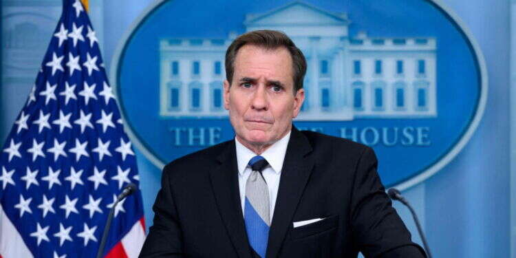 יועץ התקשורת לביטחון לאומי של הבית הלבן, ג'ון קירבי. צילום: MANDEL NGAN / AFP הבית הלבן מודה: ישראל לא אשמה שהסיוע לא מגיע לתושבי עזה