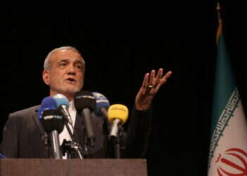 גם הוא נפסל בעבר. נשיא איראן הנבחר, מסעוד פזשכיאן. צילום: AFP