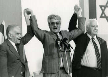 לוי עם שרון ושמיר, 1986. צילום: משה שי, פלאש 90