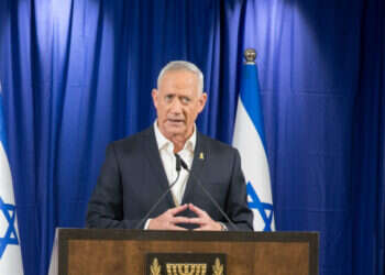 גנץ פורש מהממשלה: "נתניהו מונע מאיתנו להתקדם לניצחון אמיתי"