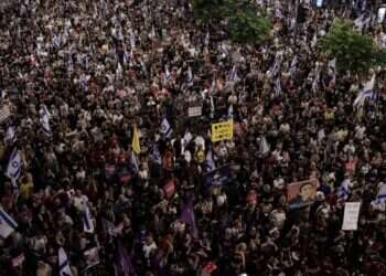 מחאה בתל־אביב נגד הממשלה. צילום: תומר נויברג, פלאש 90