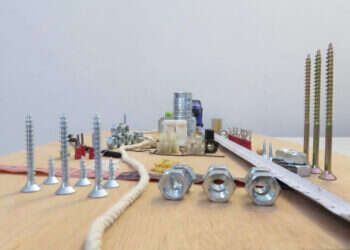 לצייר עיר ממחטי אורן, קרקרים וברגים: פרויקט מיוחד ליום שחרור ירושלים