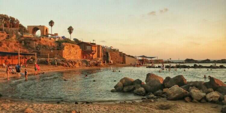 חוף אכזיב. צילום: יניב כהן, רשות הטבע והגנים חוף אכזיב. צילום: יניב כהן, רשות הטבע והגנים