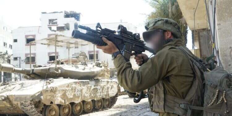 כוחות צה עולים צפונה: צה"ל משלים את ההיערכות שלו למלחמה מול לבנון