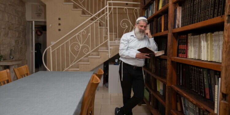 הרב איל יעקובוביץ'. צילום: אייל מרגולין, ג׳יני הרב איל יעקובוביץ'. צילום: אייל מרגולין, ג׳יני