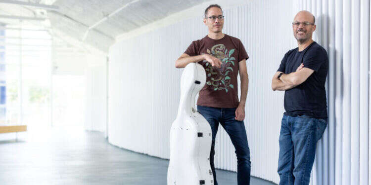 מימין: רועי אופנהיים, זוהר שרון. צילום: אריק סולטן