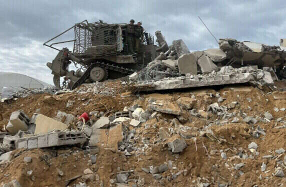 צוות "דובי ירחי" בעזה. צילום: עמיאל ירחי