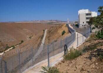 רג'ר גבול ישראל לבנון