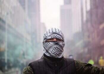 כאפייה טרור מהגרים קנדה