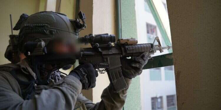 מהאוויר ומהקרקע: צה"ל נכנס למחנה הפליטים אל בורייג'