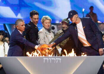 בסיפור הזה כל אחד יכול לבחור אם אנחנו גיבורים או קורבנות