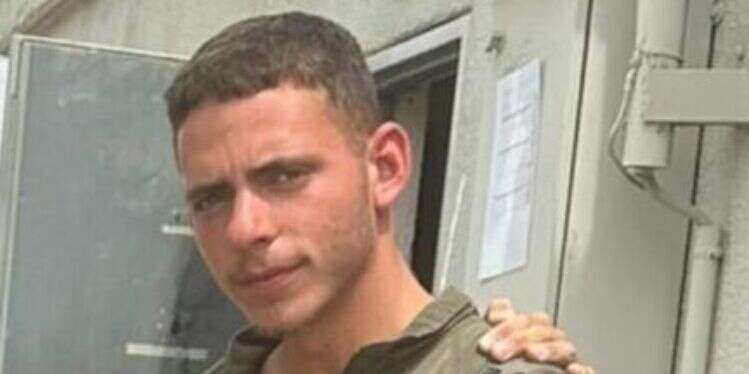 סמל יאיר רויטמן ז "חתיך, לא רק חיצונית": יאיר רויטמן – הנופל השביעי מקרני שומרון