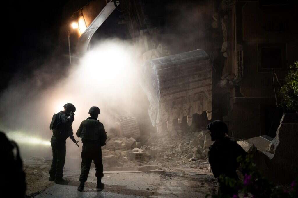 הריסת בית המחבל אחמד דוואבשה בדומא