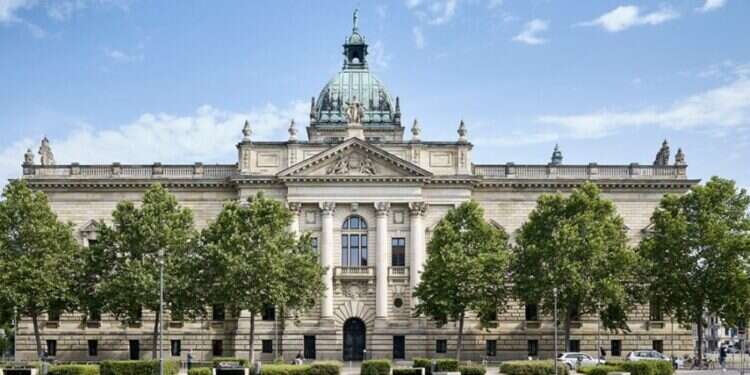 בית-משפט החוקתי הפדרלי יגיע לערכאה הגבוהה ביותר בגרמניה? בית המשפט החוקתי הפדרלי