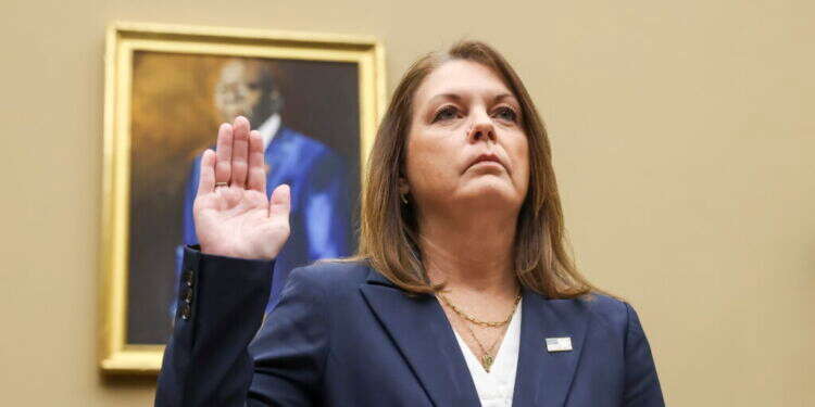 ראש השירות החשאי של ארה "בין 2 ל-5 התראות": ראש השירות החשאי הודתה בכישלון קולוסאלי בהגנה על טראמפ