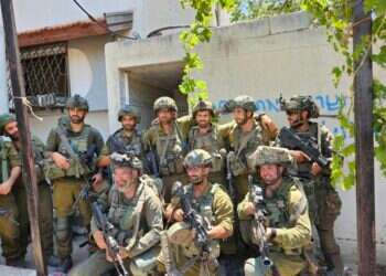 "המדינה חייבת הרבה למשרתי המילואים": עם הלוחמים בציר נצרים