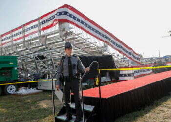 דיווח: מטעני נפץ נמצאו במכוניתו של האיש שניסה להתנקש בטראמפ