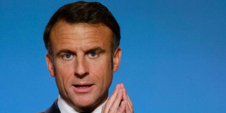 נשיא צרפת עמנואל מקרון. צילום: Ludovic MARIN / AFP הבחירות בצרפת: ניצחון פירוס – מקרון ניצח בקרב, אך הפסיד במלחמה