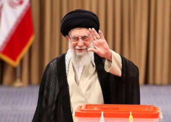 משולחן הניתוחים לכס הנשיאות: הכירו את נשיא איראן החדש מסעוד פזשכיאן