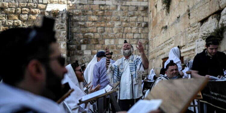 מתי יוצא הצום? י"ז בתמוז תשפ"ד 2024