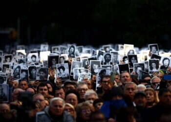 ספרי לימוד נוטפי עלילות דם: המאבק באנטישמיות דורש מדיניות