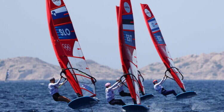 שרון קנטור, ראשונה מימין. צילום: AFP במילה אחת – אכזבה: סיכום אירועי היום באולימפיאדה