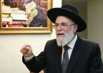 מ"מ הרב הראשי: שקלתי והחלטתי למנות רק 10 רבנים, בלי נשים