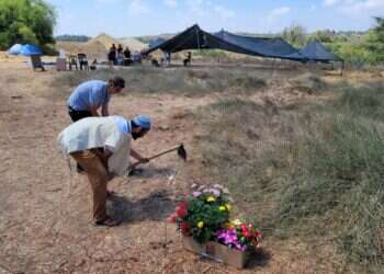 עם הפנים לגוש קטיף: מתיישבים חזרו לאלי עזה