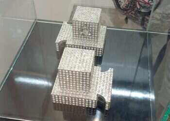 חפצים שרופים מהנובה ותפילין כתכשיט: יריד האמנות צבע טרי נפתח