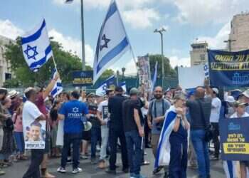 מחאת ימין, אילוסטרציה. צילום: אם תרצו "נטשתם חבל ארץ – תחזירו אותו בכוח גדול": יום המחאה של מפוני הצפון