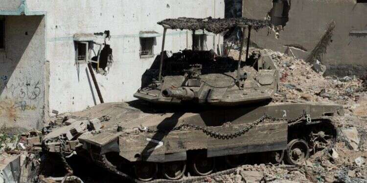 חמ"ל במרפאה ומחסן אמל"ח בבית ספר: הושמדה מפקדת חמאס בשג'עאיה