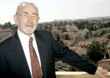 בשונה מחוקרים אחרים, הלבני איננו נחרץ בדבריו בשום שלב. הוא מציע, מהסס, מסייג, נדחק לפינה. צילום: מרים צחי