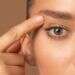 צילום: שאטרסטוק רופאים עונים: מה גורם לעוויתות בעפעפיים – ואיך לטפל בהן