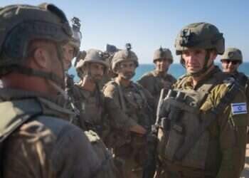 הרמטכ הרמטכ"ל ברפיח: נלחמים מול זרועות התמנון של איראן