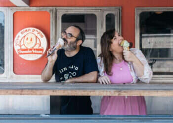 חן זאוסמר ואורן ברזילי. צילום: אבישג שאר-ישוב