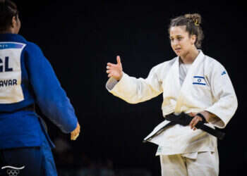 ב-17:00: לניר תתחרה בחצי הגמר, פלצ'יק ייאבק על מדליה בבית הניחומים