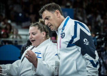 תוך 15 שניות: רז הרשקו עלתה לגמר והבטיחה מדליה שלישית לישראל