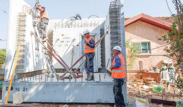 בניית ממ״דים בכפר יובל במועצה אזורית מבואות החרמון, במסגרת פרויקט מיגון בתים פרטיים, בתכנית גם אחרי עשרה חודשים: מחסור עצום במרחבים מוגנים ברחבי הארץ