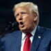 טראמפ בעצרת בחירות. צילום: AFP "ABC פייק ניוז": טראמפ שוקל לא להתייצב לעימות מול האריס