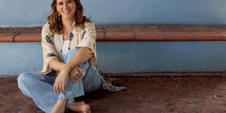 אמילי עמרוסי. צילום: שילת מזרחי אמילי עמרוסי. צילום: שילת מזרחי