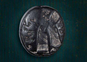 "ליהועזר בן הושעיהו": חותם אבן נדיר מימי בית ראשון התגלה בירושלים